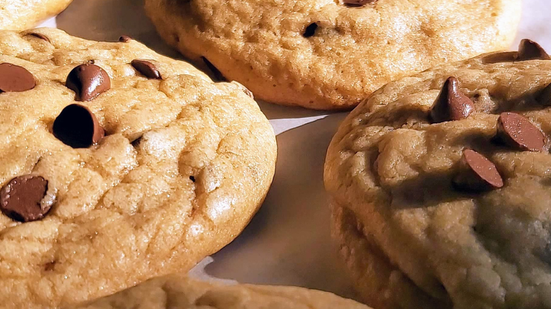 Gooey Choc Chip Cookies