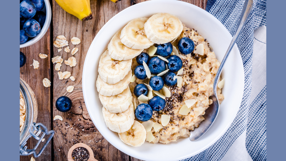 Breakfast Banana & Blueberry Oatmeal