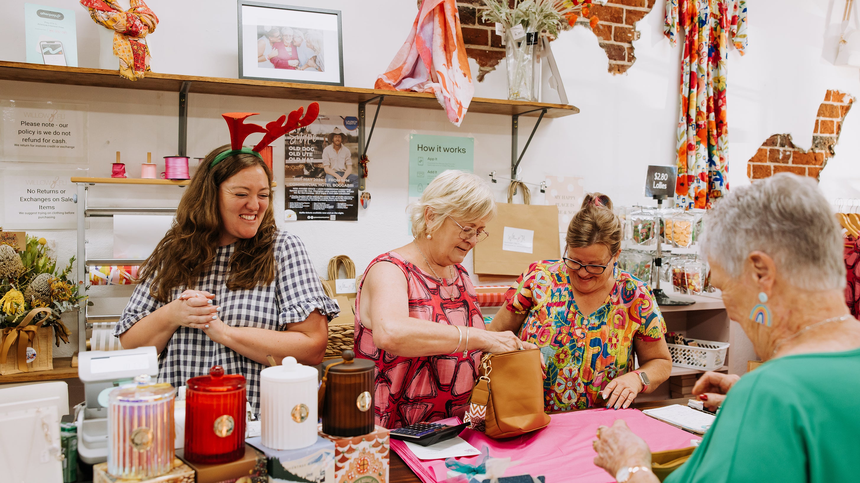 Sip & Giggles- Willow & Fli Event - December 2024