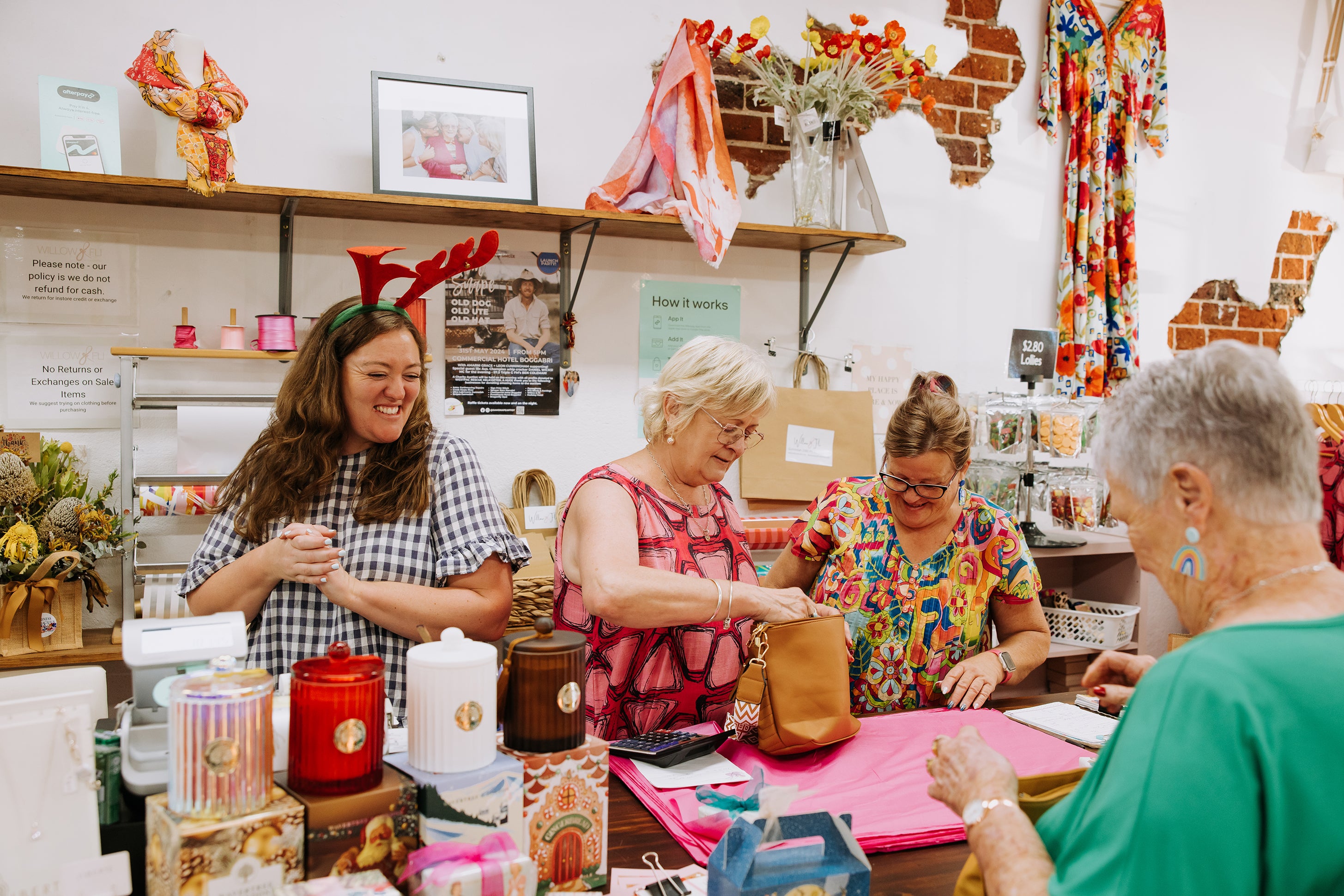 Sip & Giggles- Willow & Fli Event - December 2024